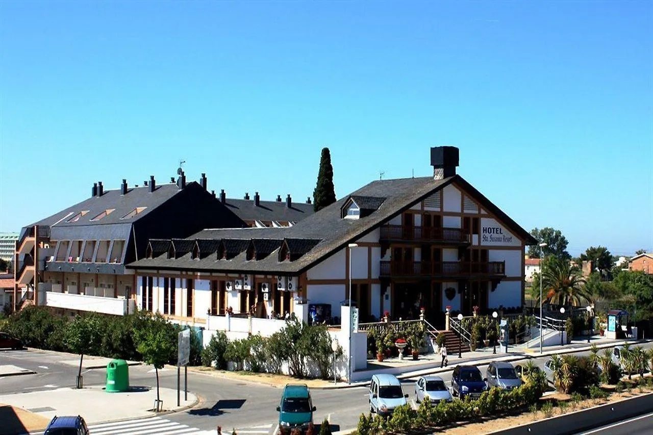 Holiday Home Santa Susanna 94 With Outdoor Swimmingpool